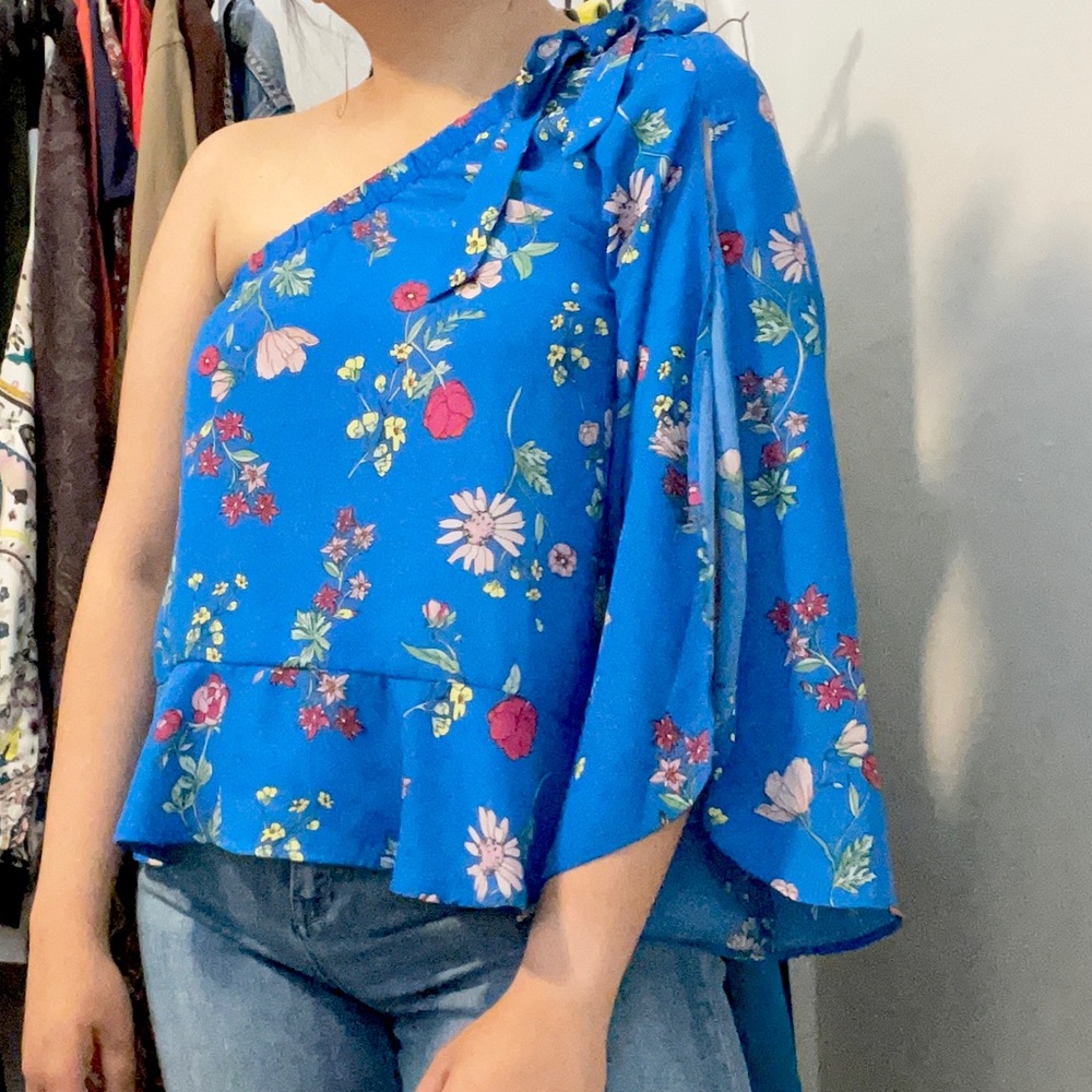 Pre-loved! BB Dakota One Shoulder Floral Top!